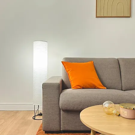 Direct Metro To Paris, 3-room-flat With A View, Stade De France, Free Parking Appartement